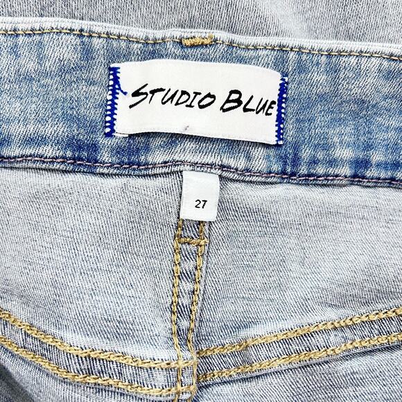 Studio Blue Jeans Women's 27 Blue Light Wash Stretch Ankle Jeans - Picture 6 of 7